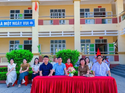 LỄ TRAO HỌC BỔNG QUỸ KHUYẾN HỌC QSF THÀNH PHỐ HỒ CHÍ MINH TẠI TRƯỜNG TIỂU HỌC ĐỒNG THÀNH